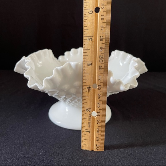 Compote - Fenton Hobnail Milk Glass - Vintage - Picture 6 of 9
